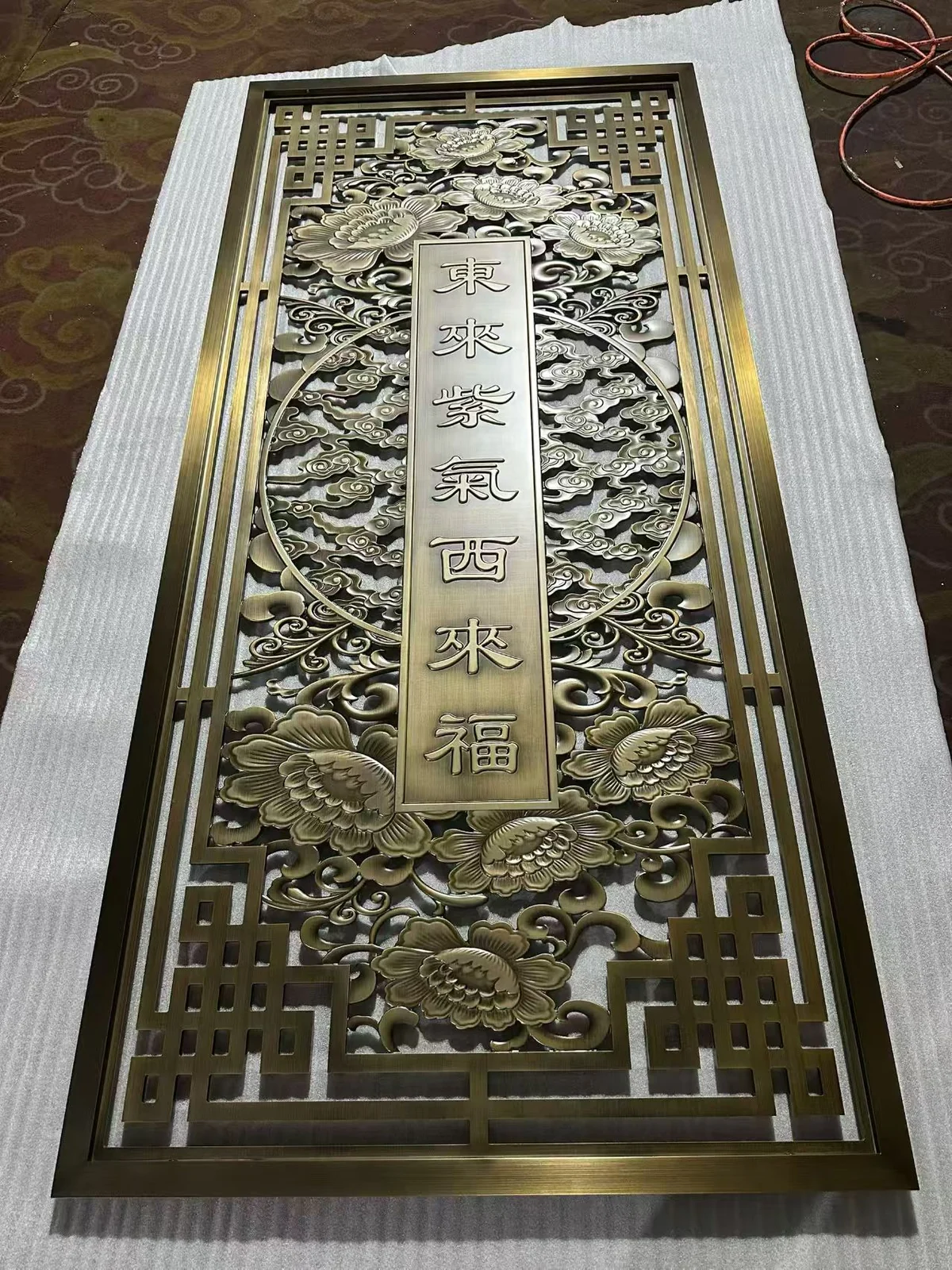Carved aluminium decorative screen reference 13
