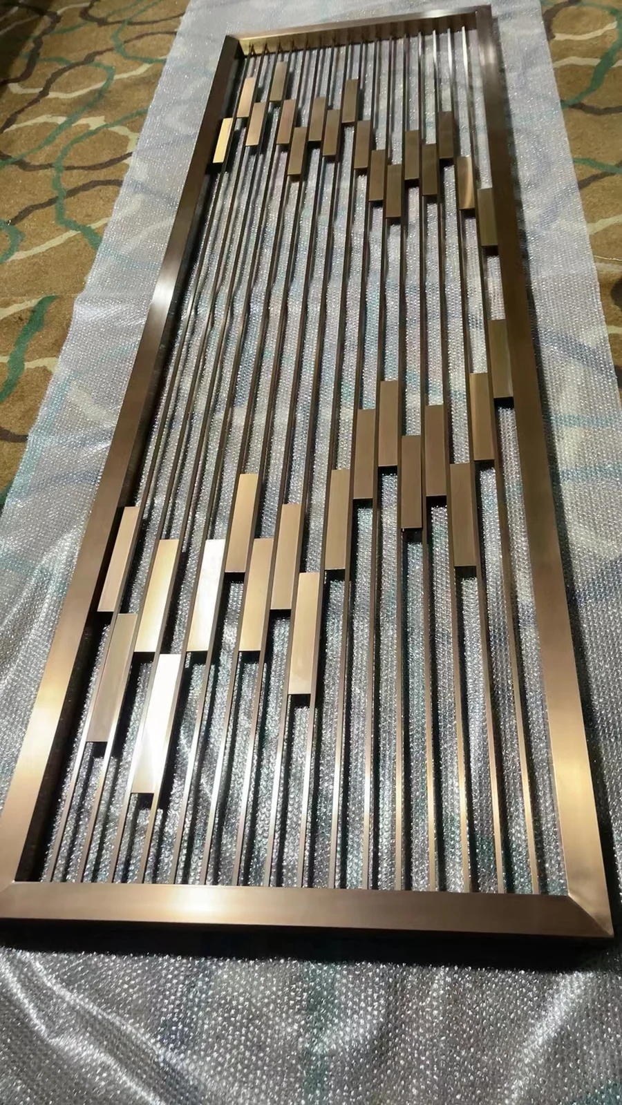 Modern stainless steel screen