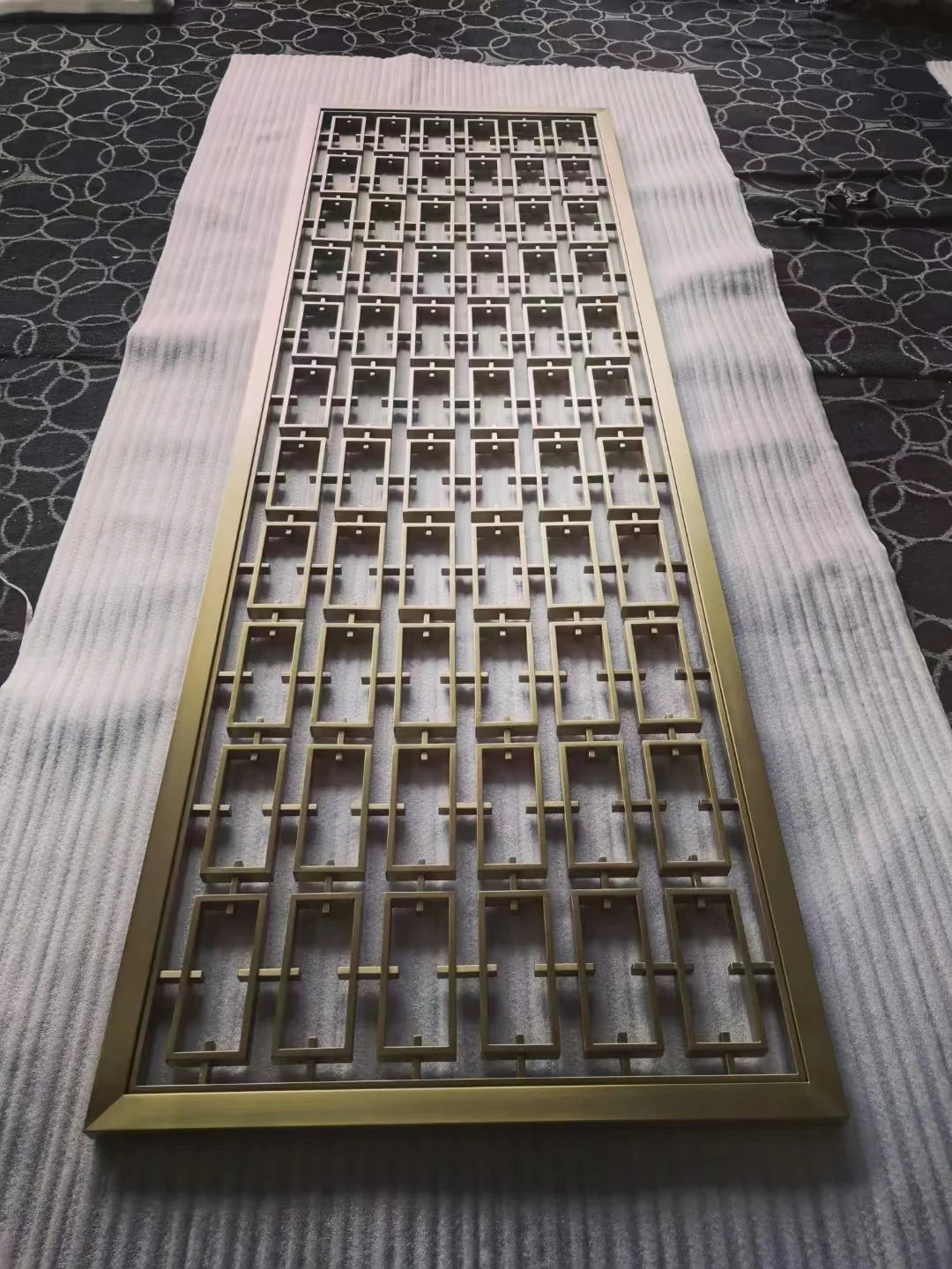 Modern stainless steel decorative screen reference 4
